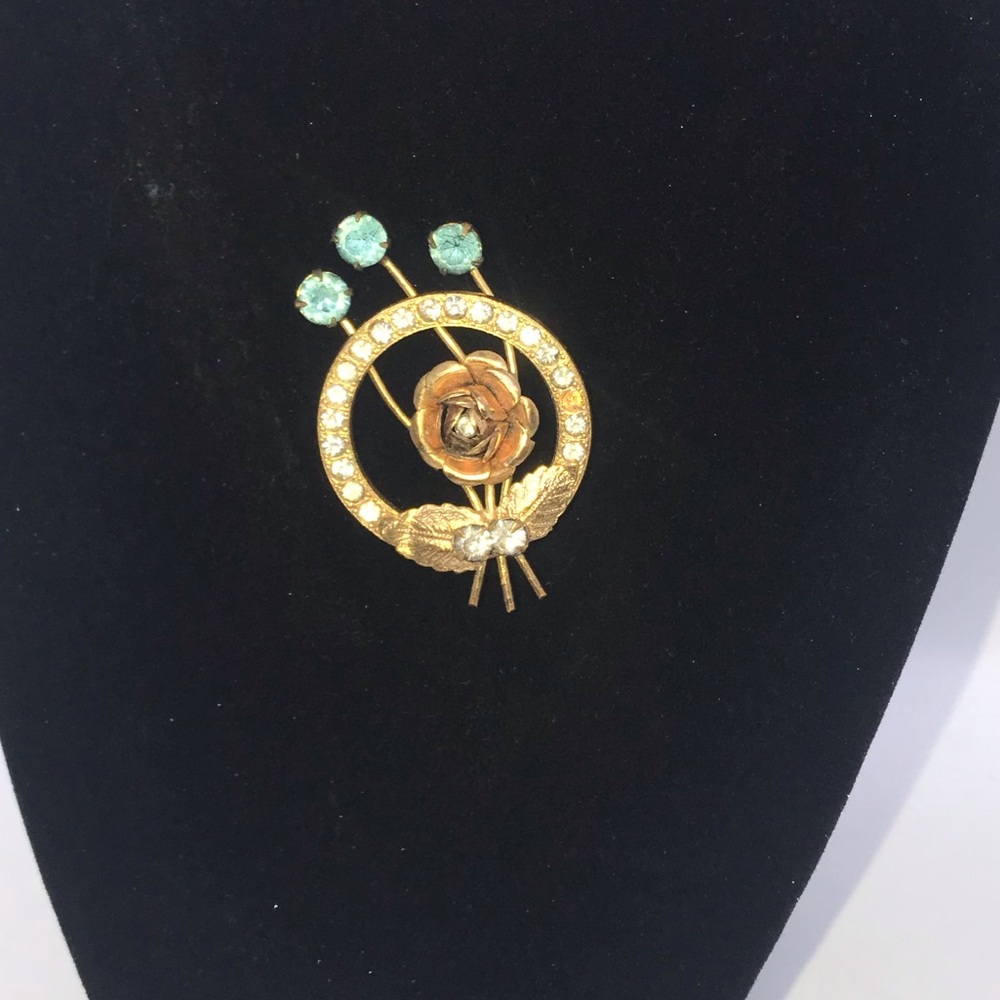 Vintage pin